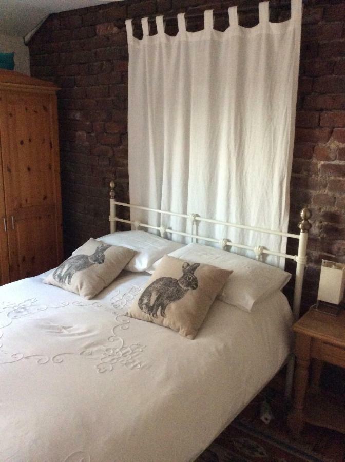 The Barn Bed And Breakfast Hale (Merseyside) Exterior foto